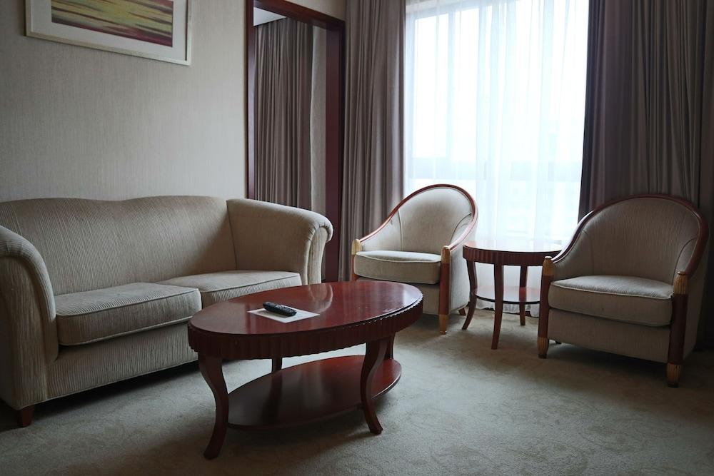 Shanghai Everbright International Hotel Esterno foto